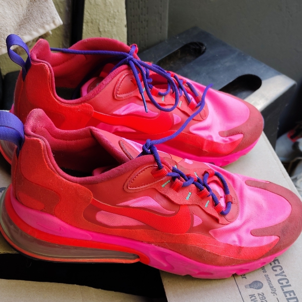 Nike Air Max 270 React